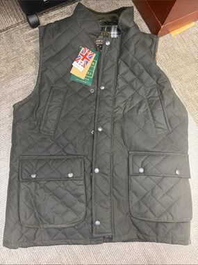 Quilted Olive Men's Vest with Snap Front - Classic Country Style